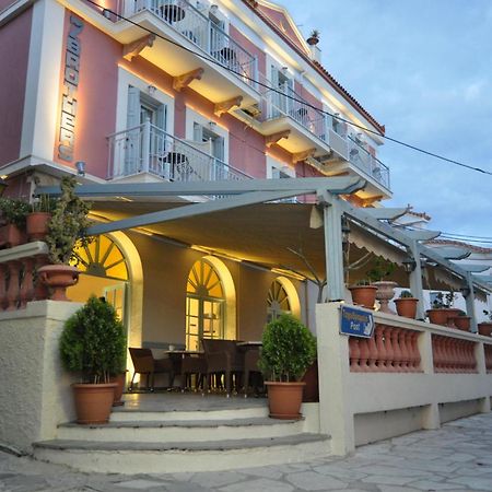 7 Brothers Hotel Poros Town Exterior photo