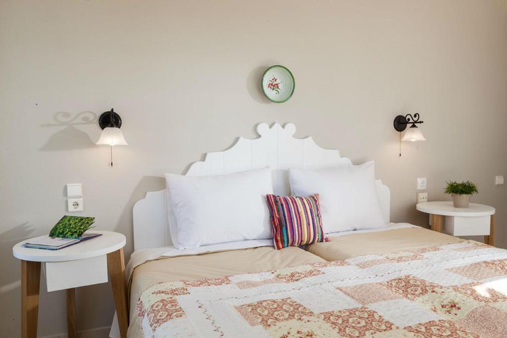 7 Brothers Hotel Poros Town Room photo